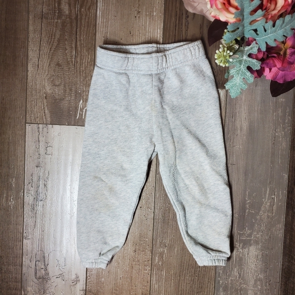 Garanimals Cozy Light Gray Toddler Boy Jogger Sweatpants Size 18m EUC